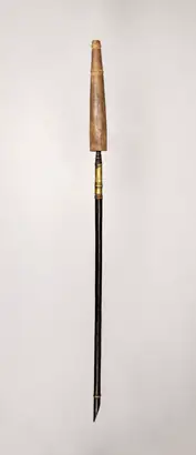 Dokumentasi museum Spear. Nama pembuat belum tercantum pada daftar atribusi museum.