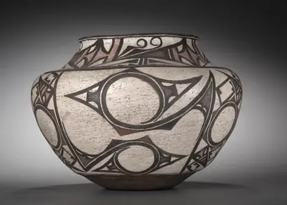 Dokumentasi museum Water Jar (Olla). Nama pembuat belum tercantum pada daftar atribusi museum.