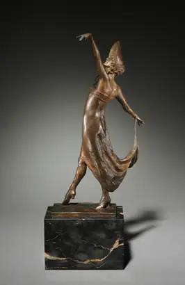 Dokumentasi museum Pavlova Dancing the Gavotte. sculptor: Malvina Hoffman (American, 1887–1966).