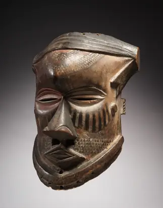 Dokumentasi museum Mask (Bwoom). Nama pembuat belum tercantum pada daftar atribusi museum.