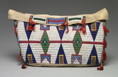 Dokumentasi museum Storage Bag. Nama pembuat belum tercantum pada daftar atribusi museum.