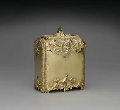 Dokumentasi museum Tea Caddy. fabricated by: Paul Jacques de Lamerie (British, 1688–1751).