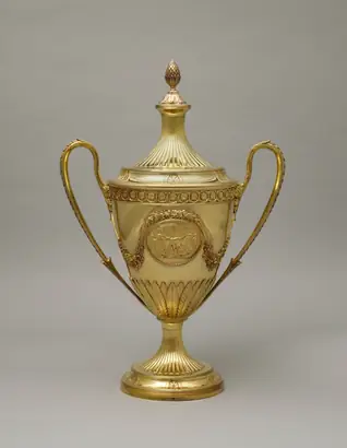Dokumentasi museum Trophy Cup and Cover. Peter Bateman (British, 1740–1825); Anne Bateman (British, 1748–1813).