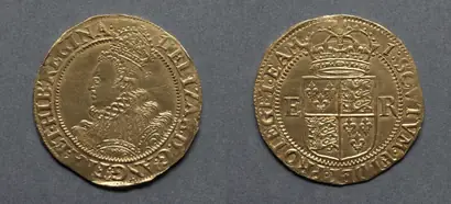 Dokumentasi museum Half Pound: Elizabeth I (obverse); Crowned Shield of Arms (reverse). Nama pembuat belum tercantum pada daftar atribusi museum.