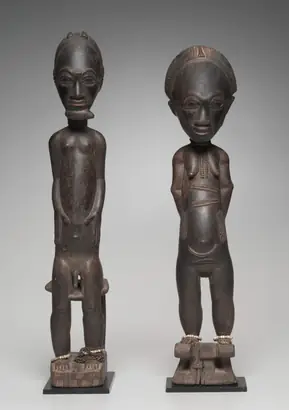 Dokumentasi museum Figure Pair (asye usu). Nama pembuat belum tercantum pada daftar atribusi museum.