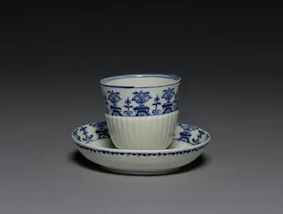 Dokumentasi museum Cup and Saucer (tasse et soucoupe). manufacturer: Saint Cloud Porcelain Factory (French).