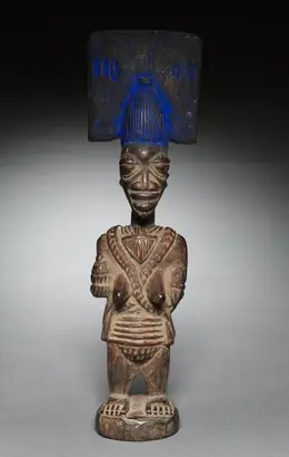 Dokumentasi museum Shrine Figure for Sàngó. Nama pembuat belum tercantum pada daftar atribusi museum.