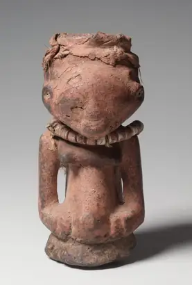 Dokumentasi museum Figure (Nkishi). Nama pembuat belum tercantum pada daftar atribusi museum.