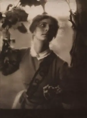 Dokumentasi museum The Arbor (Julia Hall McCune). Clarence H. White (American, 1871–1925).
