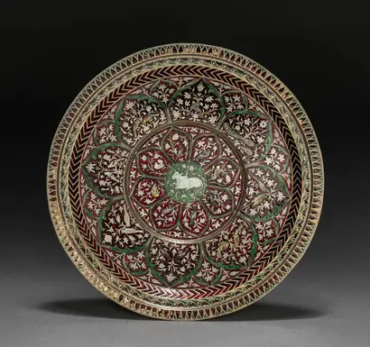 Dokumentasi museum Plate with Nandi in Center. Nama pembuat belum tercantum pada daftar atribusi museum.