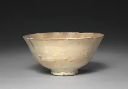 Dokumentasi museum Tea Bowl. Nama pembuat belum tercantum pada daftar atribusi museum.