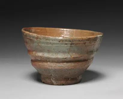 Dokumentasi museum Tea Bowl. Nama pembuat belum tercantum pada daftar atribusi museum.