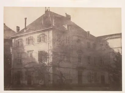 Dokumentasi museum House in Pau. W.H.G. (French).