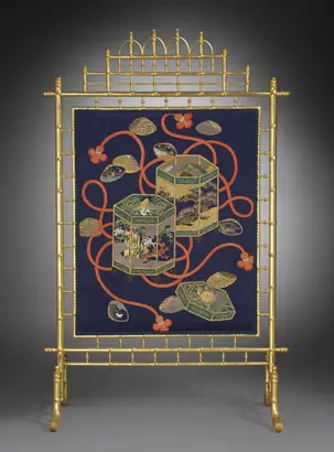 Dokumentasi museum Fire Screen with Shell-Matching Game. Nama pembuat belum tercantum pada daftar atribusi museum.