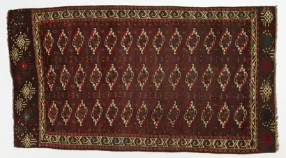 Dokumentasi museum Turkmen Main Carpet. Nama pembuat belum tercantum pada daftar atribusi museum.