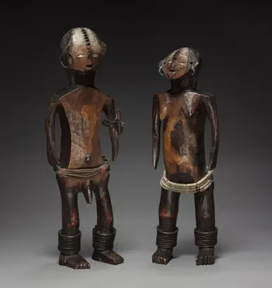Dokumentasi museum Pair of Figures. Nama pembuat belum tercantum pada daftar atribusi museum.