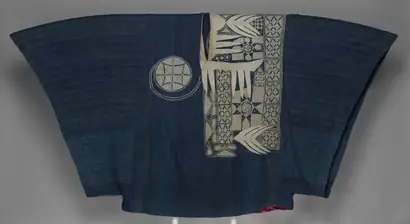 Dokumentasi museum Prestige robe (riga). Nama pembuat belum tercantum pada daftar atribusi museum.