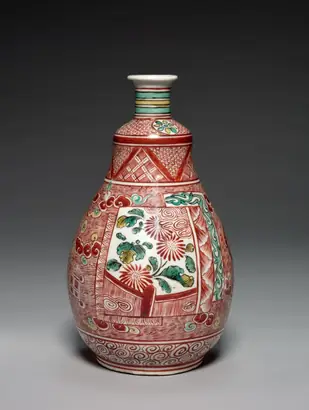 Dokumentasi museum Tea Whisk-Shaped Sake Bottle. Nama pembuat belum tercantum pada daftar atribusi museum.