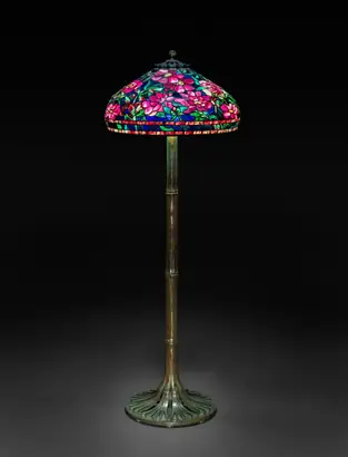 Dokumentasi museum Peony Floor Lamp with a Bamboo Base. probably by: designer: Clara Wolcott Driscoll (American, 1861–1944); maker: Tiffany Studios (United States, New York, 1902–32).
