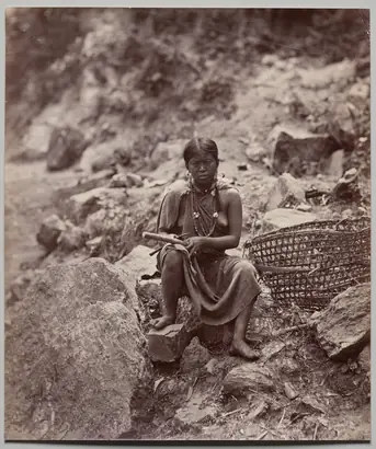 Dokumentasi museum Lepcha Woman (number 1908). Samuel Bourne (British, 1834–1912).