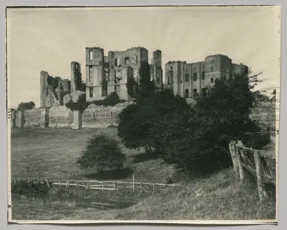 Dokumentasi museum Kenilworth Castle, Warwickshire, England. Adolphe Braun (French, 1812–1877).