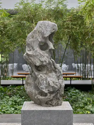Dokumentasi museum Taihu Garden Stone. Nama pembuat belum tercantum pada daftar atribusi museum.