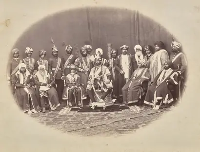 Dokumentasi museum Maharaja Ranbir Singh of Jammu and Kashmir with Sons and Courtiers. Bourne & Shepherd (British, active India, 1868–2016).