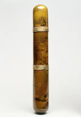Dokumentasi museum Perfume Case (Etui flaconnier). Nama pembuat belum tercantum pada daftar atribusi museum.