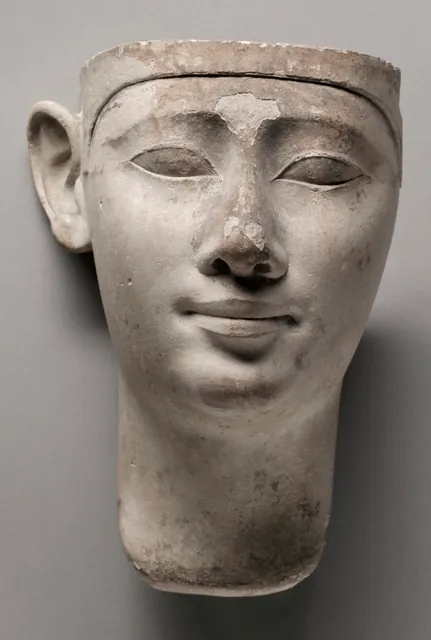 Dokumentasi “Votive Head of a King”; limestone. Cleveland Museum of Art.