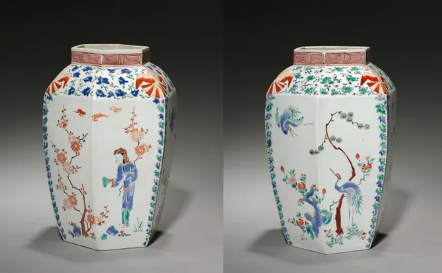 Dokumentasi “Pair of Hexagonal Jars”; porcelain with overglaze color enamel and gold decoration (Hizen ware; Kakiemon type). Cleveland Museum of Art.