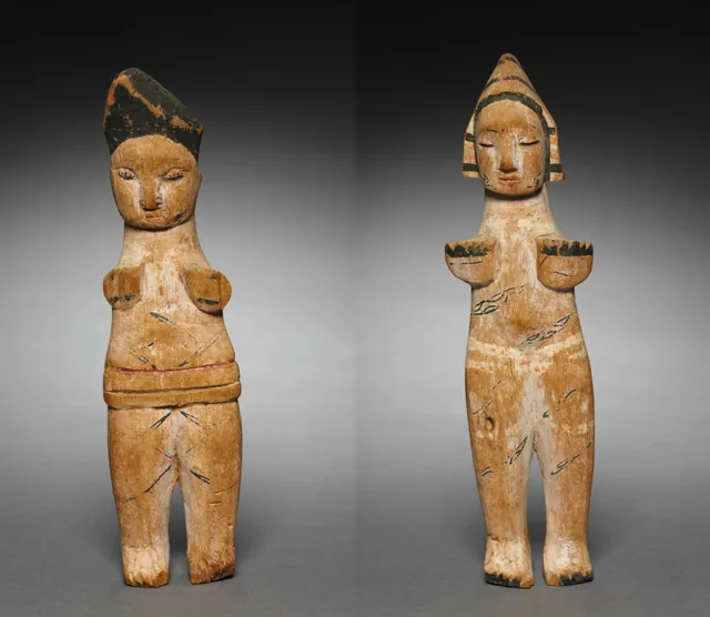 Dokumentasi “Pair of Dolls”; Wood, kaolin, and paint. Cleveland Museum of Art.
